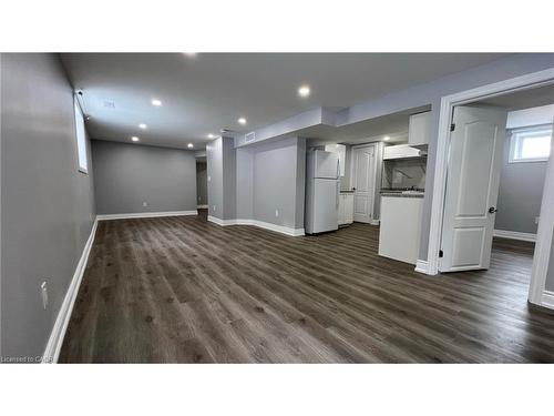 2-29 Birchcliffe Crescent, Hamilton, ON - Indoor