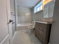 2-29 Birchcliffe Crescent  Hamilton, ON L8T 4K6