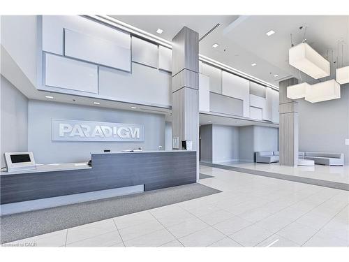 1008-2081 Fairview Street, Burlington, ON -  Photo Showing Other Room