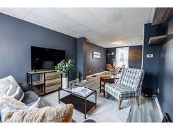 52 Connaught Avenue N Hamilton, ON L8L 6Y8