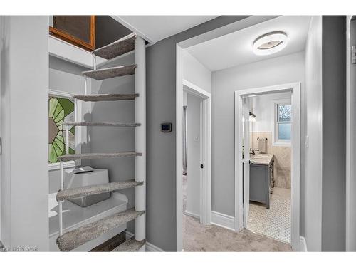 486 East 38Th Street, Hamilton, ON - Indoor Photo Showing Other Room