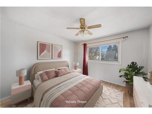 408 East 21St Street, Hamilton, ON - Indoor Photo Showing Bedroom