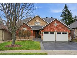 17 Krieghoff Drive  Hamilton, ON L9B 2L4