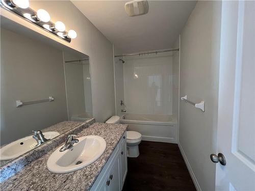 A2-24 Morrison Road, Kitchener, ON - Indoor Photo Showing Bathroom
