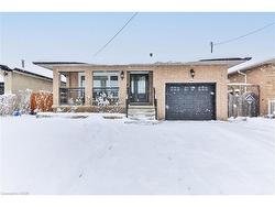 1267 Limeridge Road E Hamilton, ON L8W 1Y1