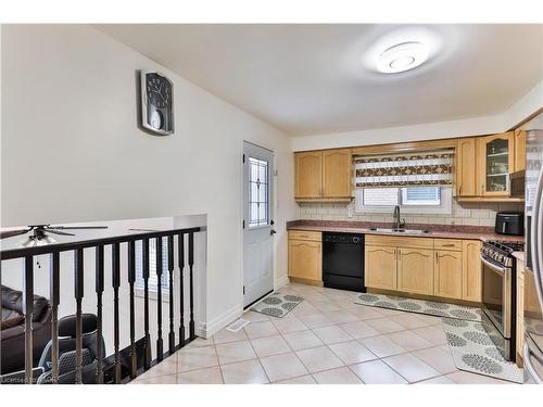1267 Limeridge Road E, Hamilton, ON - Indoor Photo Showing Kitchen With Double Sink