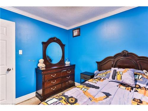 1267 Limeridge Road E, Hamilton, ON - Indoor Photo Showing Bedroom