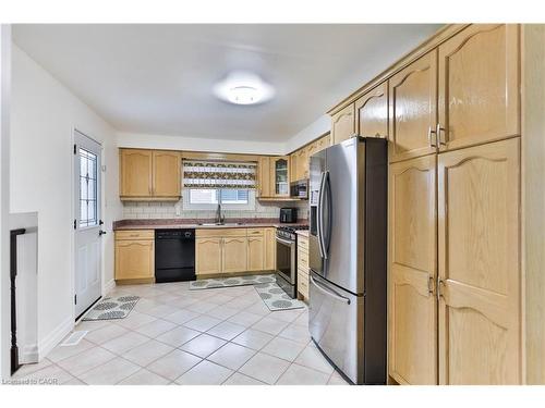 1267 Limeridge Road E, Hamilton, ON - Indoor Photo Showing Kitchen