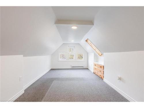 49 Myrtle Avenue, Hamilton, ON - Indoor Photo Showing Other Room