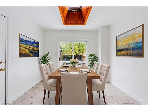 49 Myrtle Avenue, Hamilton, ON - Indoor Photo Showing Dining Room