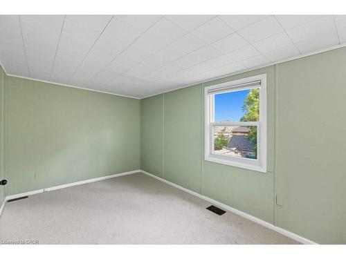 159 Hope Avenue, Hamilton, ON - Indoor Photo Showing Other Room