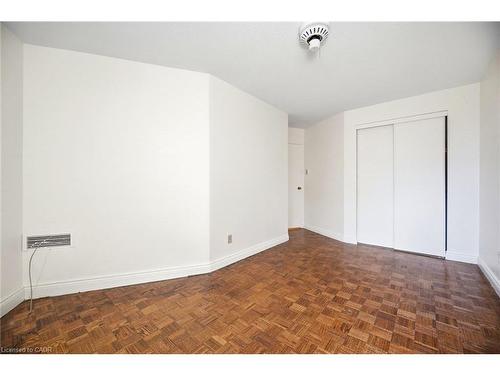 A21-296 Mill Road, Toronto, ON - Indoor Photo Showing Other Room