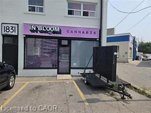 1831 Main, Hamilton, ON 