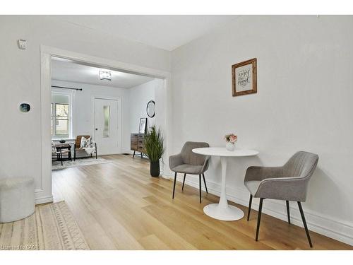 38 Bergey Street, Cambridge, ON - Indoor Photo Showing Dining Room