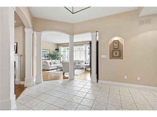 7 Appaloosa Trail, Carlisle, ON - Indoor Photo Showing Other Room