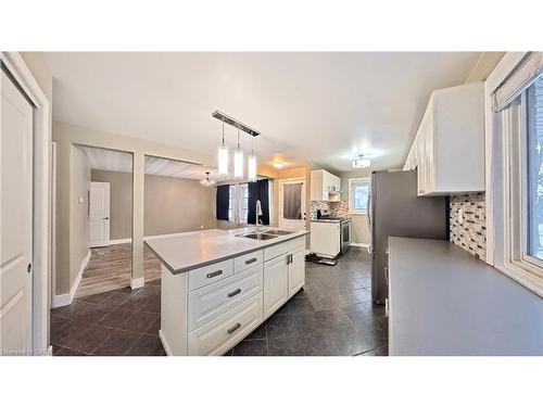 61 Bosworth Crescent, Kitchener, ON - Indoor Photo Showing Other Room