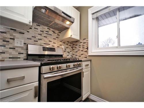 61 Bosworth Crescent, Kitchener, ON - Indoor Photo Showing Kitchen