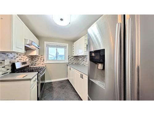 61 Bosworth Crescent, Kitchener, ON - Indoor Photo Showing Kitchen With Upgraded Kitchen