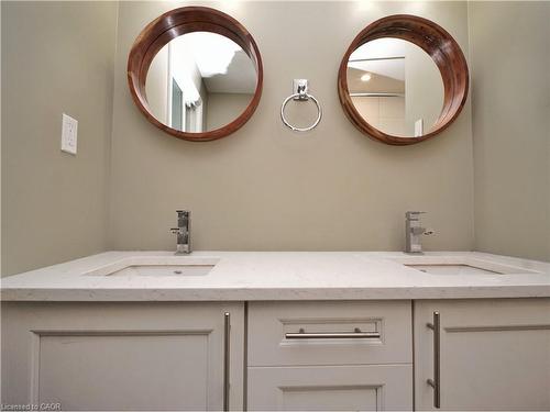 61 Bosworth Crescent, Kitchener, ON - Indoor Photo Showing Bathroom
