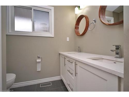 61 Bosworth Crescent, Kitchener, ON - Indoor Photo Showing Bathroom