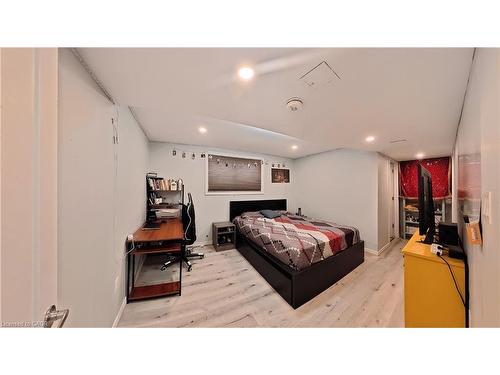 61 Bosworth Crescent, Kitchener, ON - Indoor Photo Showing Bedroom