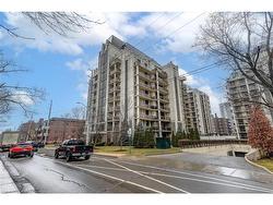 409-90 Charlton Avenue W Hamilton, ON L8P 0B4