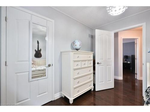 4191 Bianca Forest Drive, Burlington, ON - Indoor