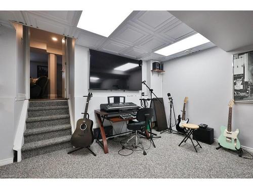 4191 Bianca Forest Drive, Burlington, ON - Indoor