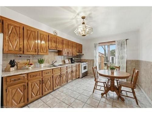 241 Robert Street, Hamilton, ON - Indoor