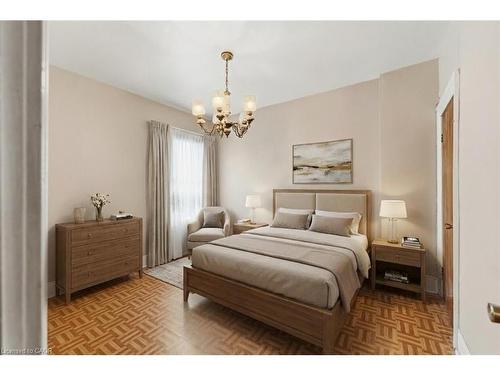 241 Robert Street, Hamilton, ON - Indoor Photo Showing Bedroom