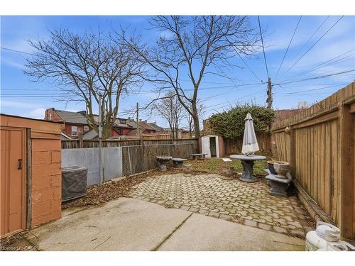 241 Robert Street, Hamilton, ON - Outdoor