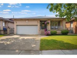 66 Ellington Avenue  Stoney Creek, ON L8E 3T6