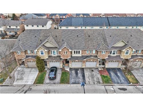 21 Periwinkle Drive, Hamilton, ON - Outdoor With Facade
