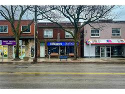 74 Ottawa Street N Hamilton, ON L8H 3Z1