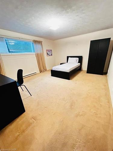 402 Lakeview Drive, Waterloo, ON - Indoor