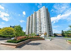 309-275 Bamburgh Circle  Toronto, ON M1W 3X4