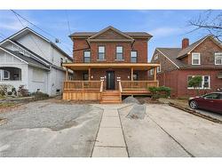 2-4876 Simcoe Street  Niagara Falls, ON L2E 1V9
