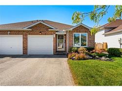 208 Autumn Crescent  Welland, ON L3C 7K2