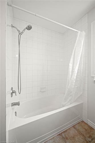 1293 Old Zeller Drive, Kitchener, ON - Indoor Photo Showing Bathroom