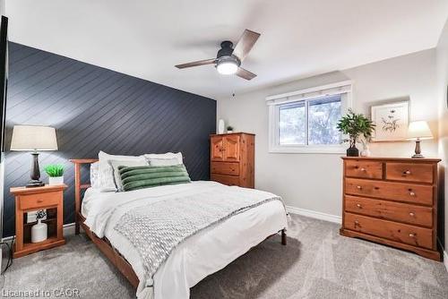 5152 Tamarac Drive, Burlington, ON - Indoor Photo Showing Bedroom