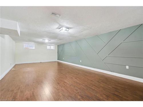 211 Rosedale Avenue, Hamilton, ON - Indoor Photo Showing Other Room