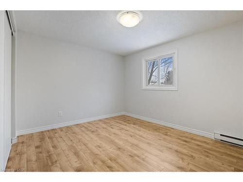 67 Old Carriage Drive, Kitchener, ON - Indoor Photo Showing Other Room