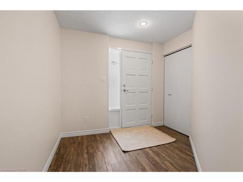 67 Old Carriage Drive, Kitchener, ON - Indoor Photo Showing Other Room