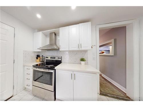 12 Lincoln Street, Hamilton, ON - Indoor Photo Showing Kitchen