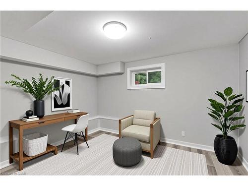 12 Lincoln Street, Hamilton, ON - Indoor