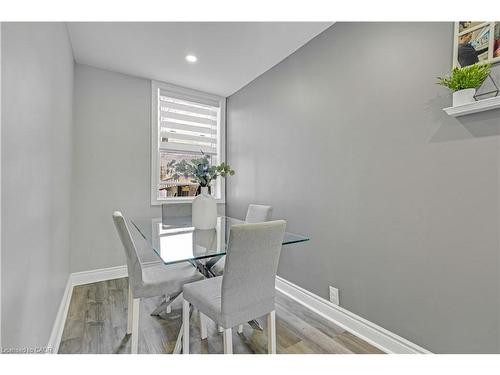 12 Lincoln Street, Hamilton, ON - Indoor Photo Showing Dining Room