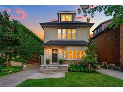 124 Cline Avenue N Hamilton, ON L8S 3Z8