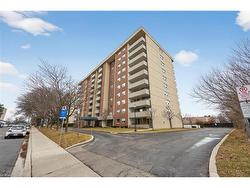 304-1425 Ghent Avenue  Burlington, ON L7S 1X5