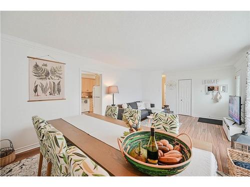 19 Temple Road, Georgetown, ON - Indoor Photo Showing Dining Room