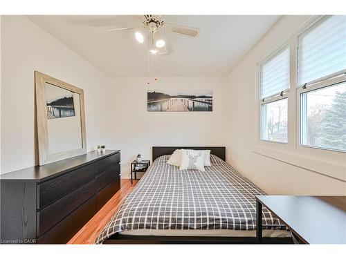 19 Temple Road, Georgetown, ON - Indoor Photo Showing Bedroom